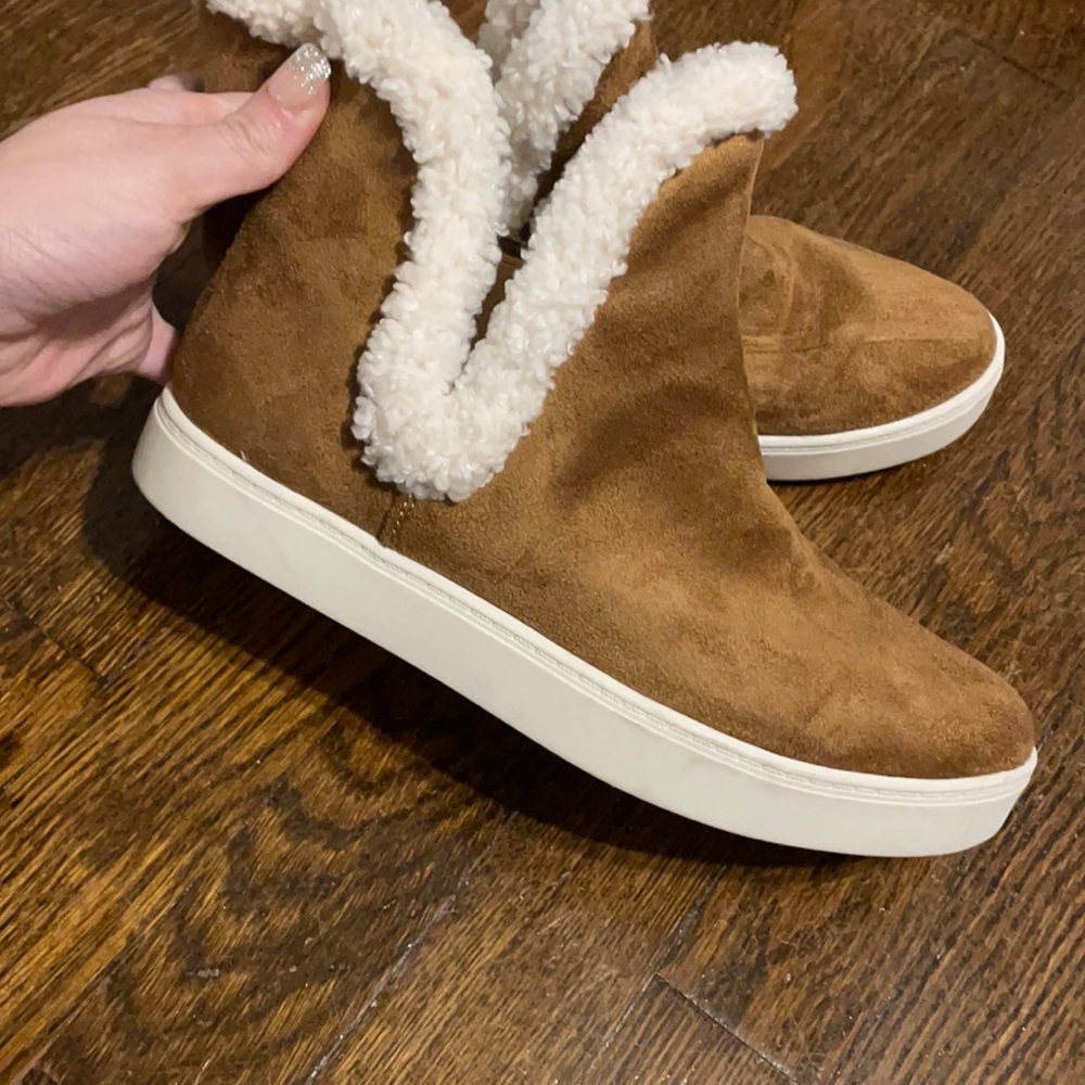 Fur booties